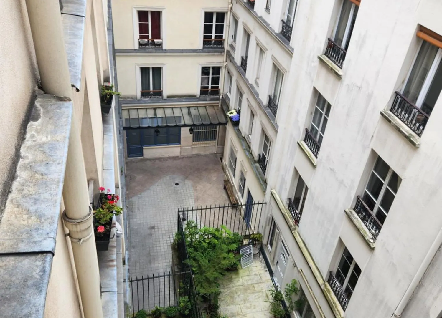 Charmant 9eme Apartment