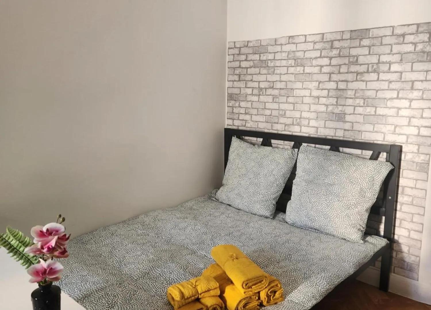 Apartment Charmant 9eme *