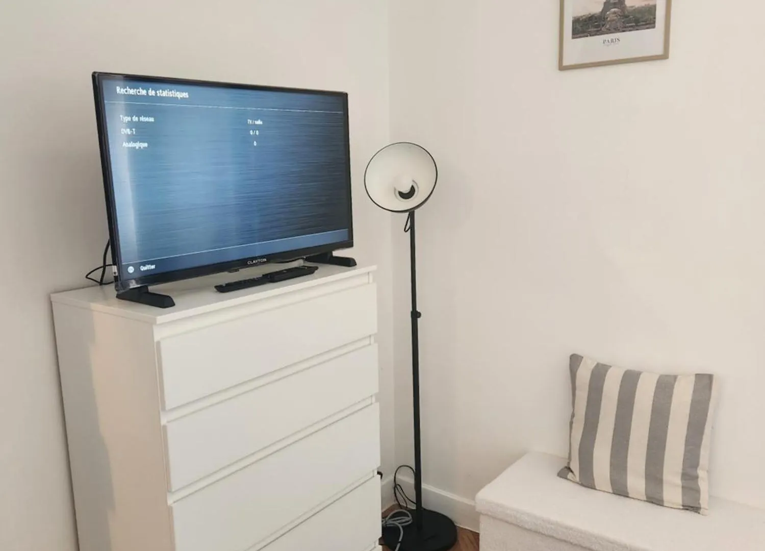 Apartment Charmant 9eme Paris